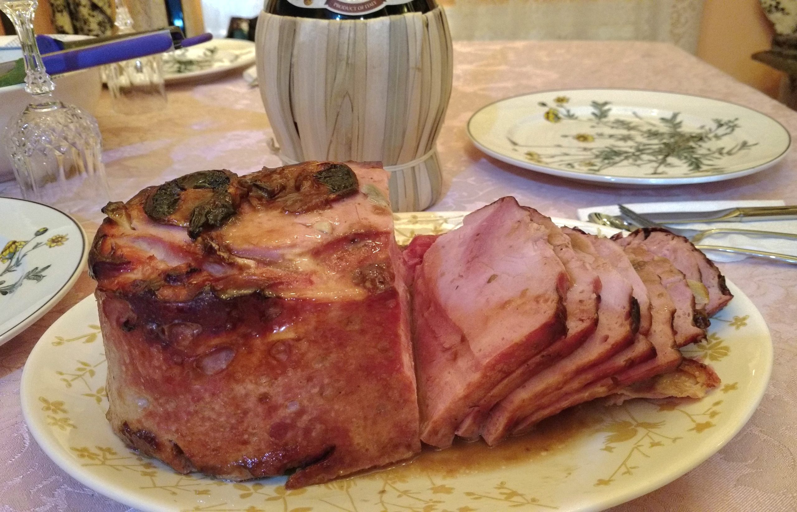 Baked Ham with gravy