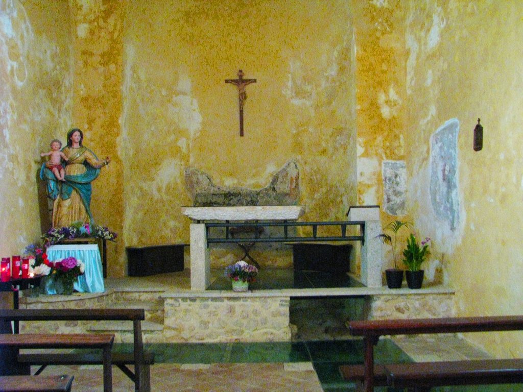 Santa Maria di Correano altar